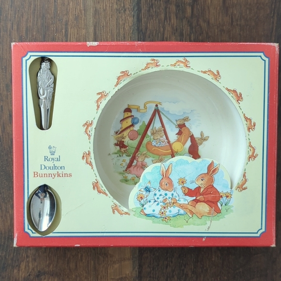 Royal Doulton Baby Feeding Set - Picture 1 of 2